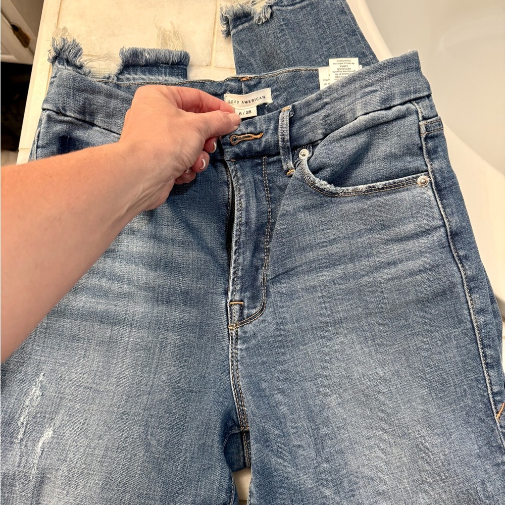 Good American High Rise Light Blue Jeans